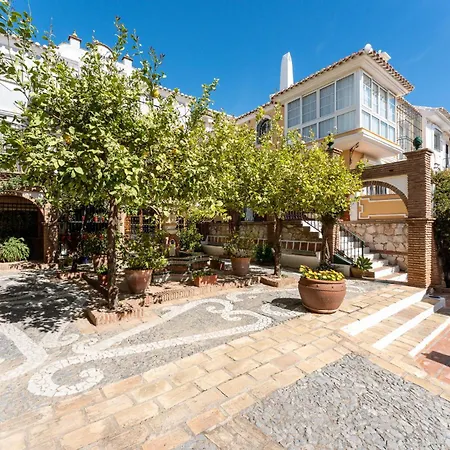 Malagasuite Mijas Golf Panoramic Views フエンヒロラ